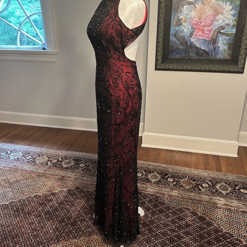 Luxury FLEUR de LEI RED SILK WITH BLACK BEADING BACK CUTOUT SLIT IN BACK